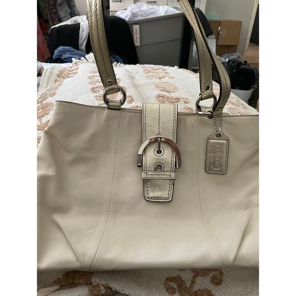 Coach Soho Ivory Shoulder Bag with Gold Straps Women's Casual Tote - Picture 11 of 11